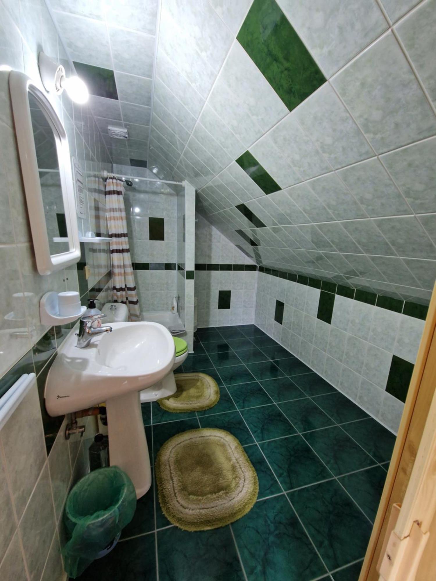 Hotel Voro Mold Hura-Humora Exteriér fotografie
