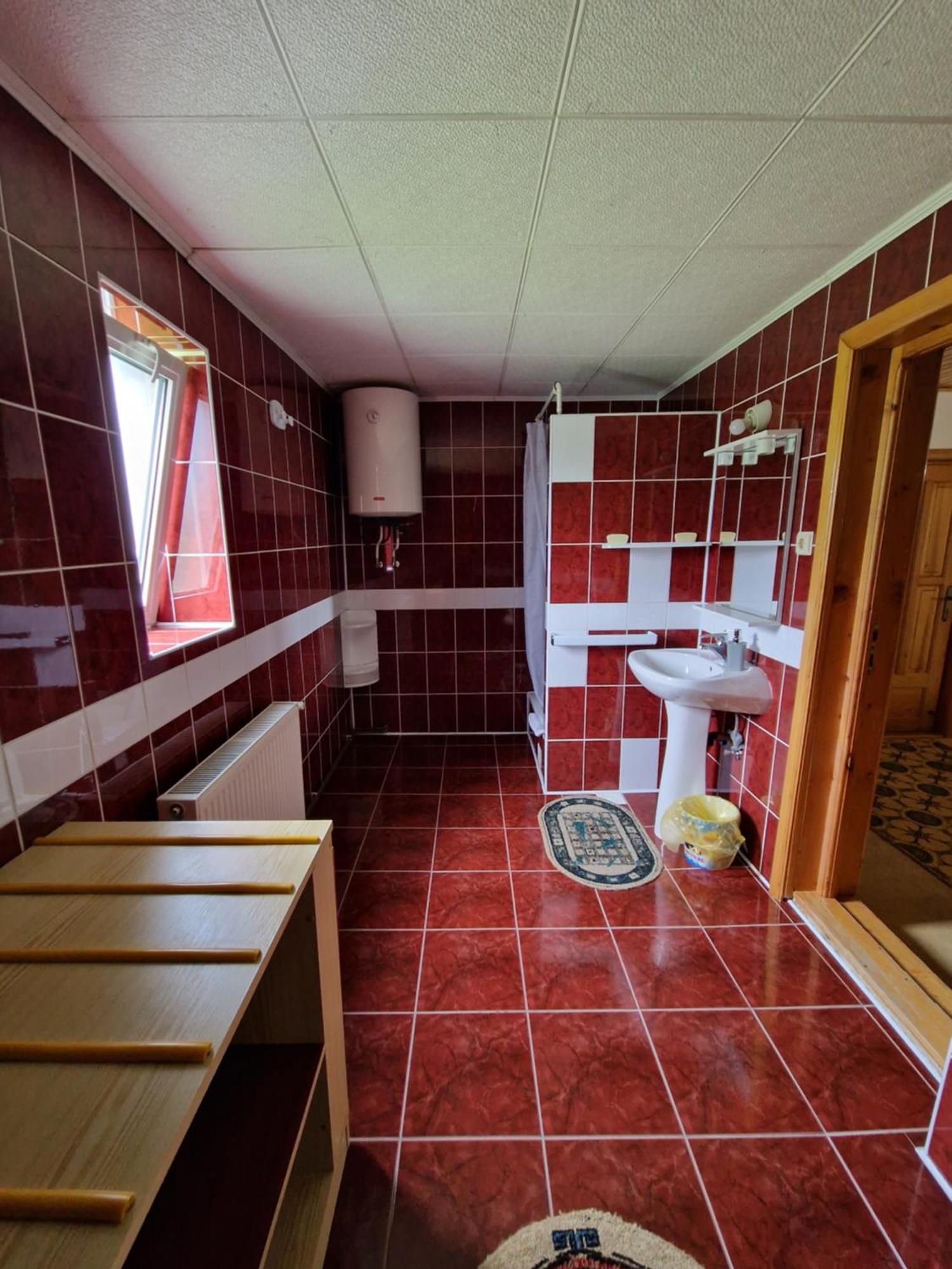 Hotel Voro Mold Hura-Humora Exteriér fotografie